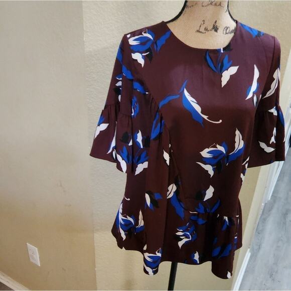 Halogen oversized floral bell sleeve blouse size XS - Picture 3 of 8
